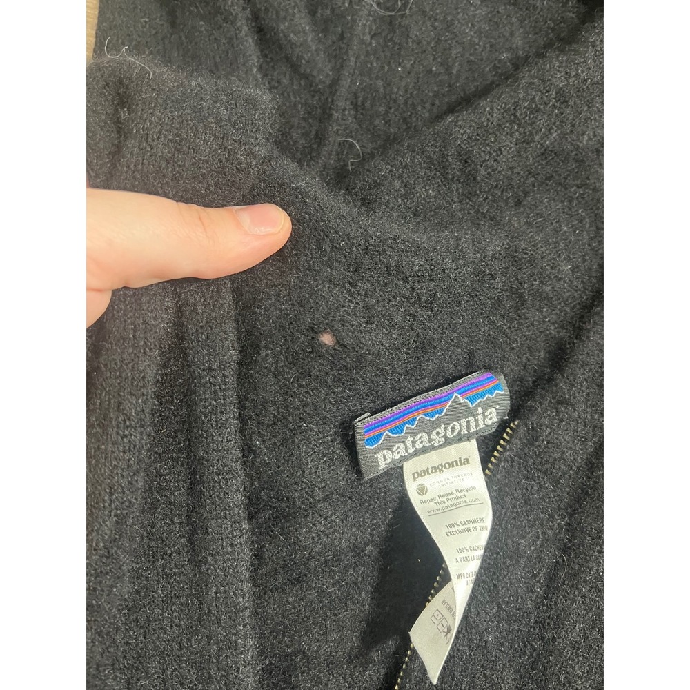 Patagonia Womens XS Black 100% Cashmere Full Zip Hooded Sweater Jacket - Picture 3 of 4